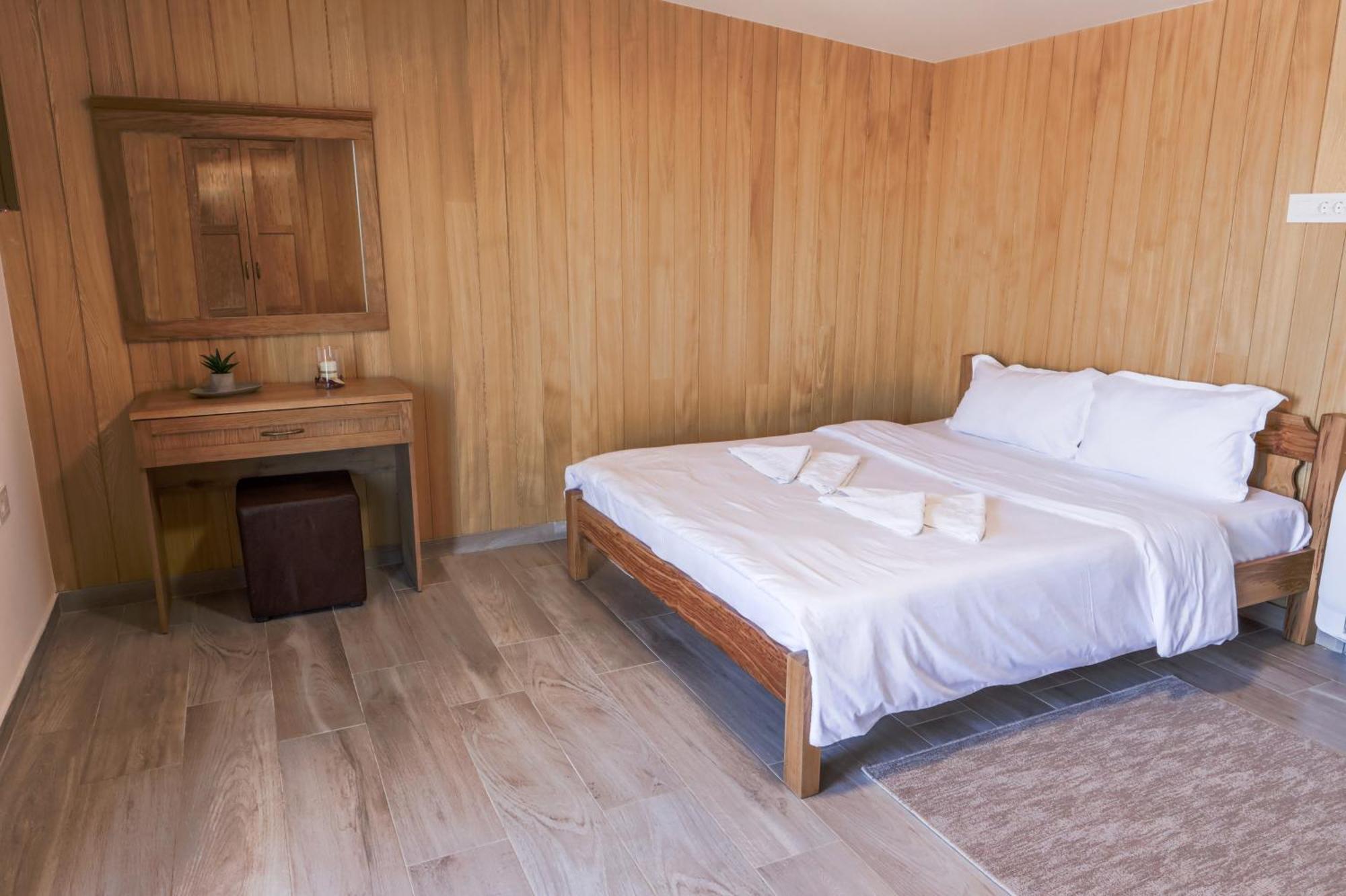 Zoo Misic Prenociste Hotel Vranje Exterior photo